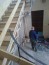 Coordinamento della sicurezza (ai sensi del D.Lgs. 81/2008) per lavori di manutenzione delle facciate e realizzazione vano ascensore presso edificio condominiale - Taglio della rampa di scale per creare il vano ascensore.